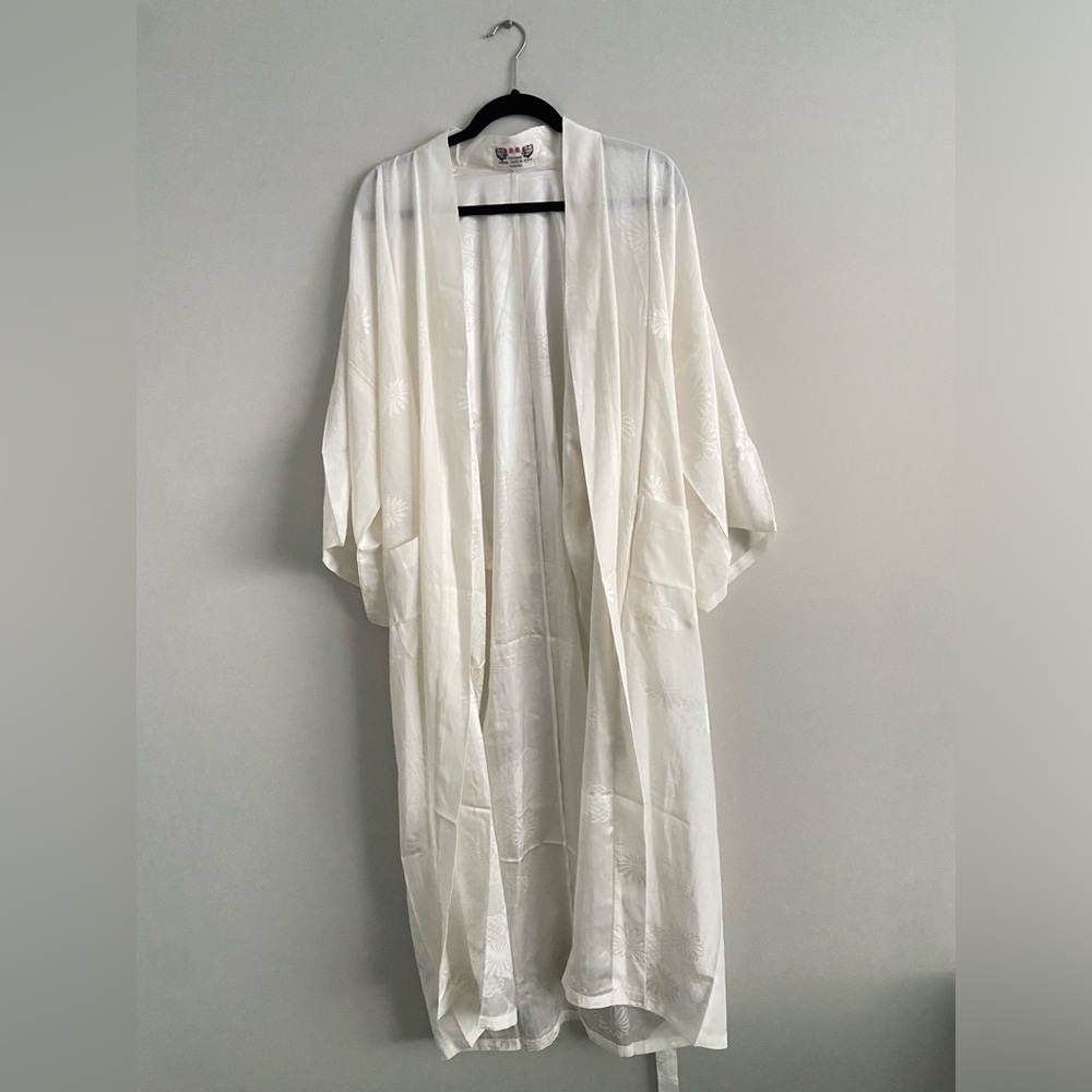 Dunhuang Pure Silk Off-White Robe